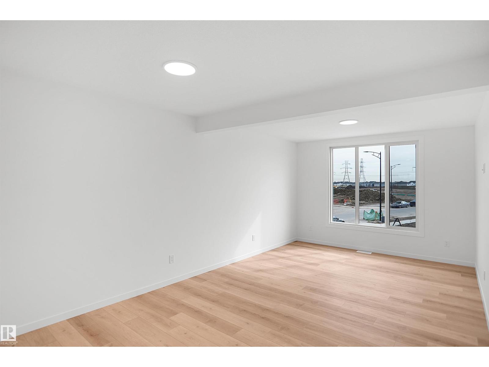 530 Uplands DR NW - Image 4