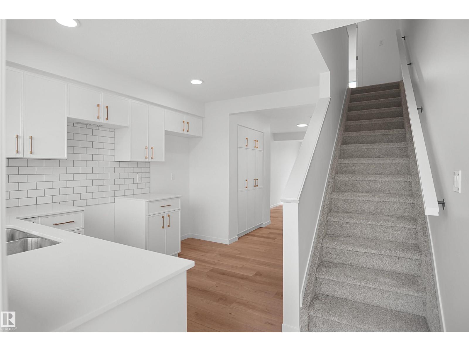 530 Uplands DR NW - Image 13