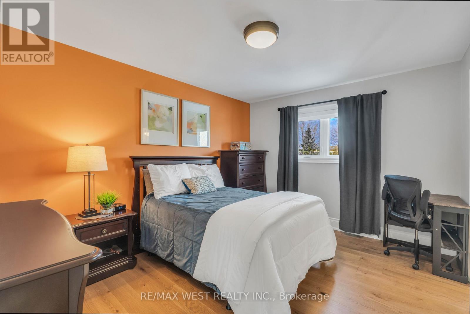 10 FARMCREST COURT - Image 29
