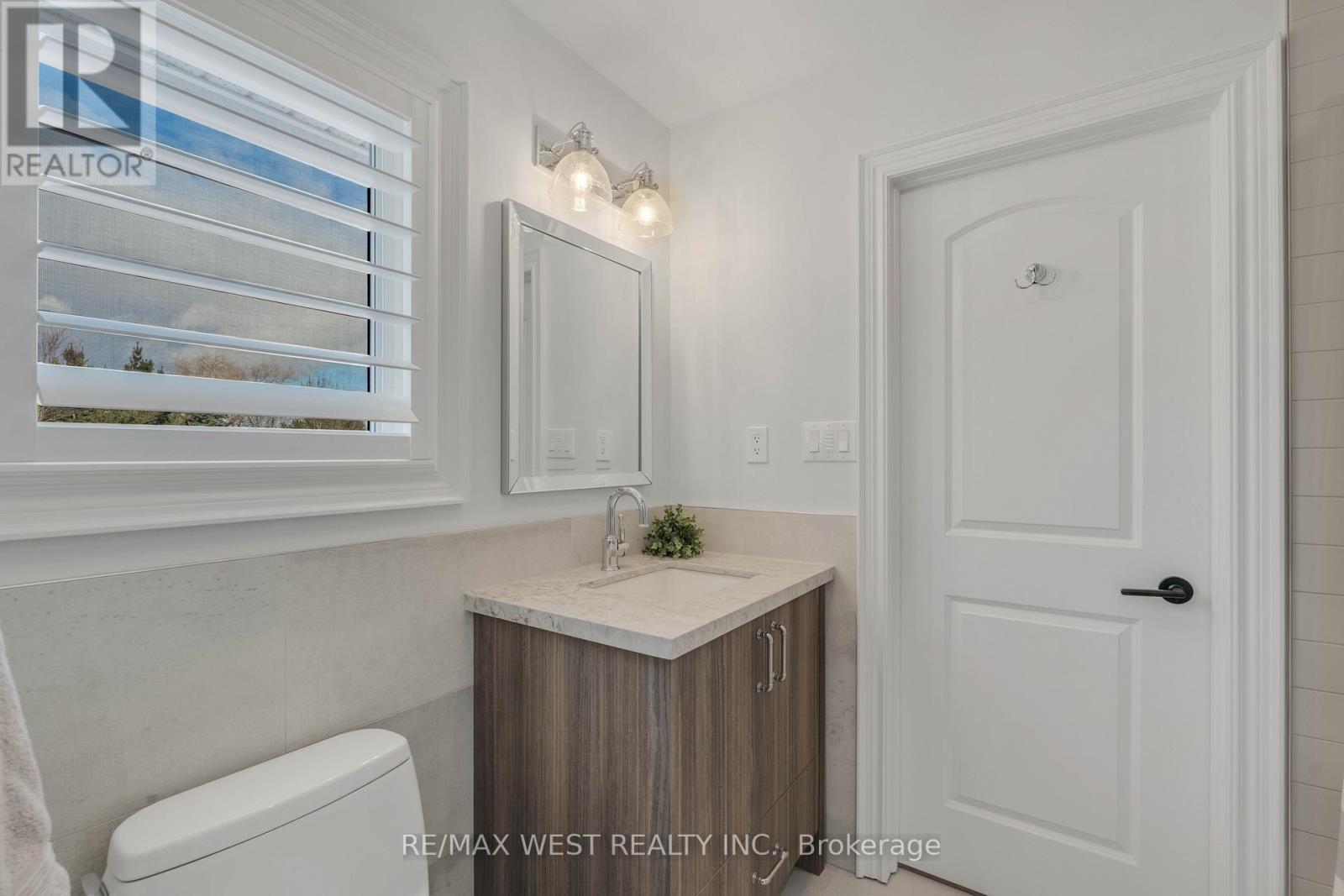 10 FARMCREST COURT - Image 30