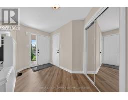 Living room - 34 Balmoral Place, Barrie, ON L4N0Y9 Photo 7