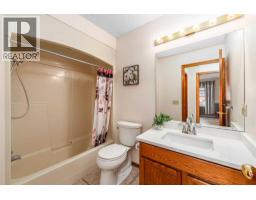 8 Hawkdale Close Nw, Calgary, AB T3G2V7 Photo 27