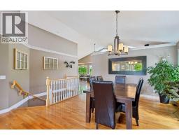 8816 48 Avenue - photo 3