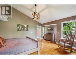 8816 48 Avenue, Calgary, AB T3B2B2 Photo 17
