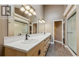 8816 48 Avenue, Calgary, AB T3B2B2 Photo 19