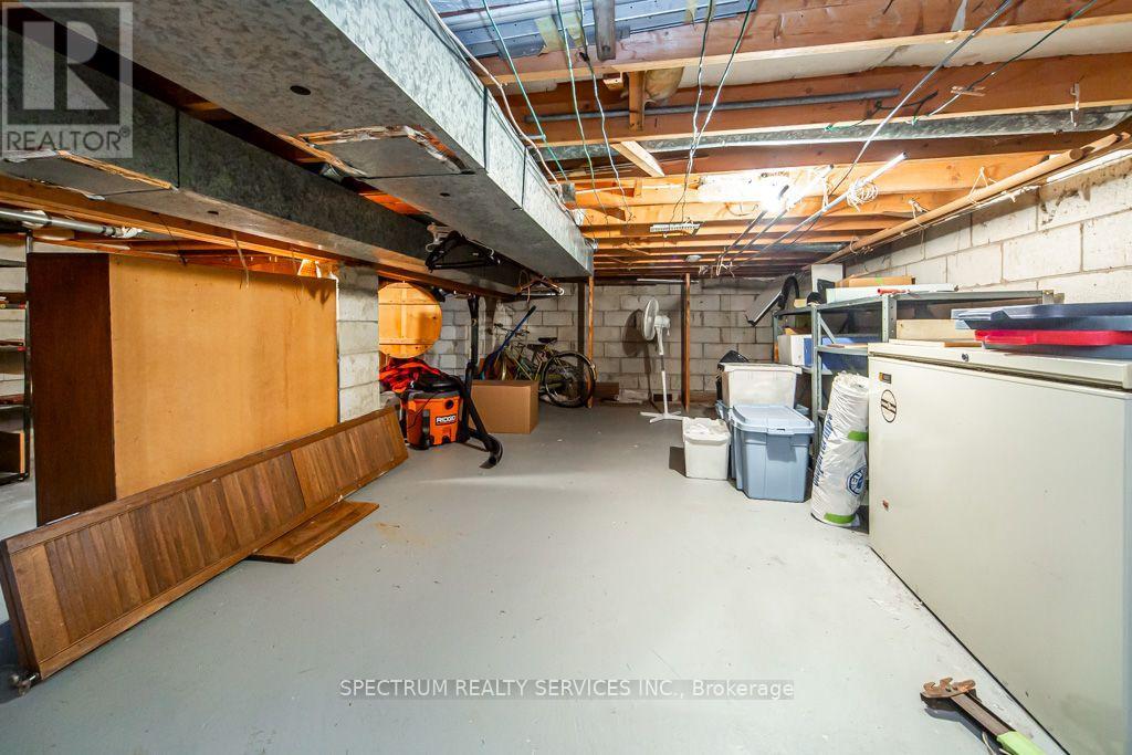 16 BURIN COURT - 41