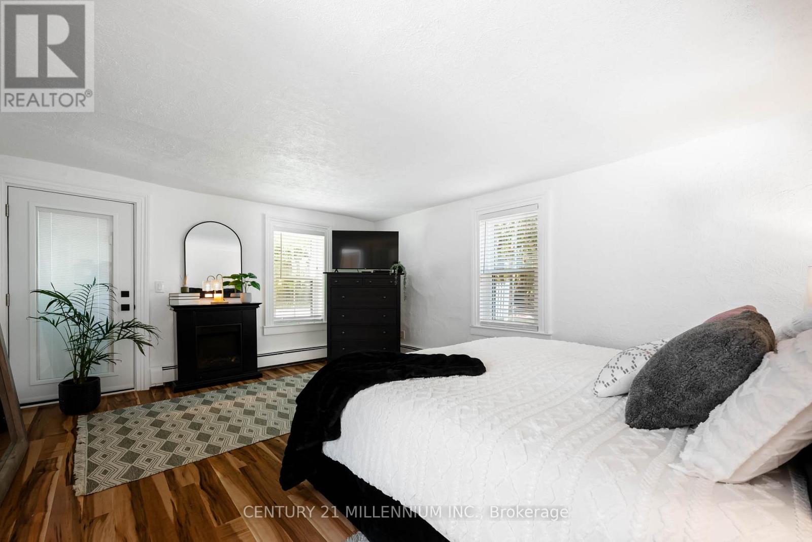 20429 WILLOUGHBY ROAD - 16