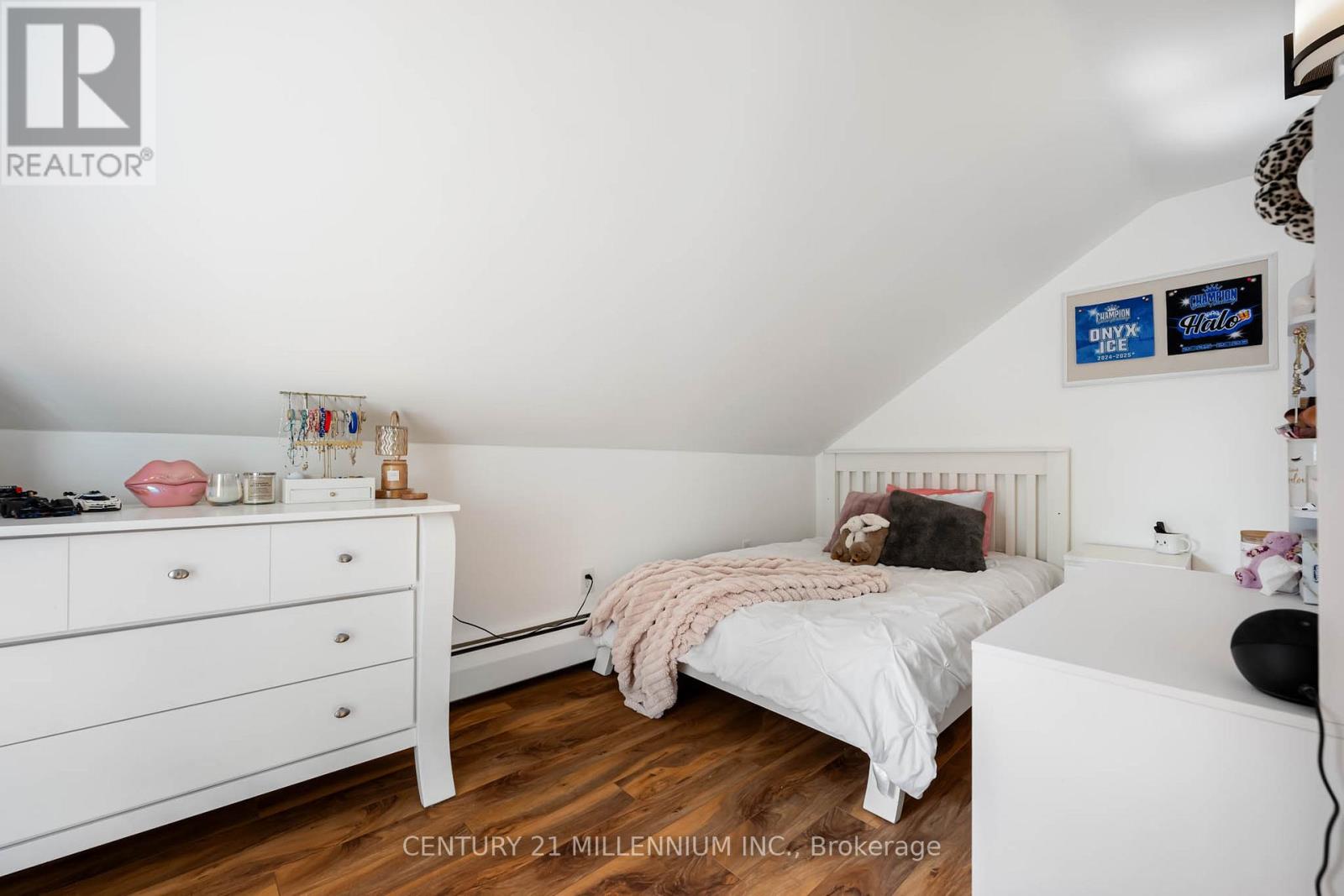 20429 WILLOUGHBY ROAD - 27