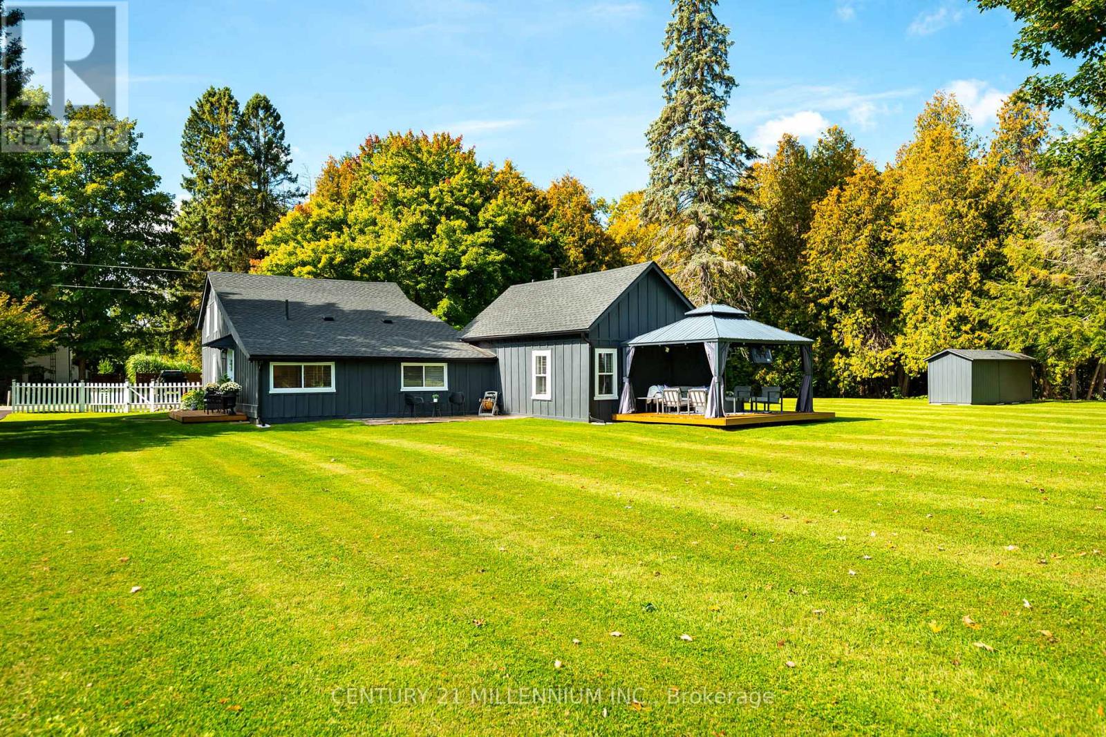 20429 WILLOUGHBY ROAD - 35