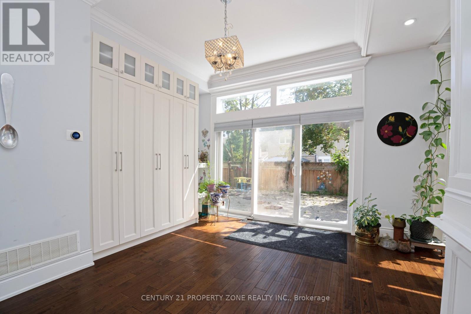 77 BOWSHELM COURT - 14