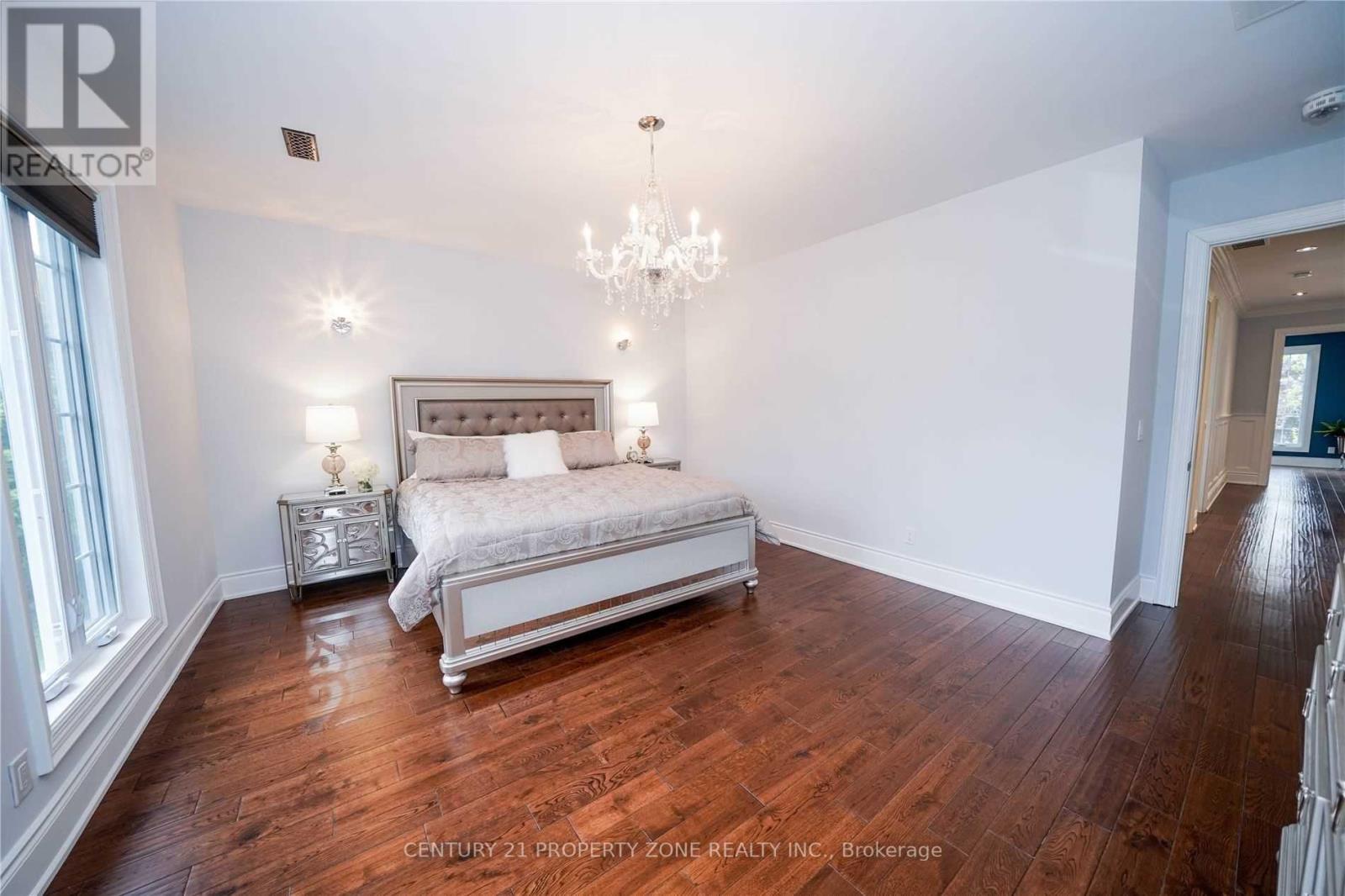77 BOWSHELM COURT - 23