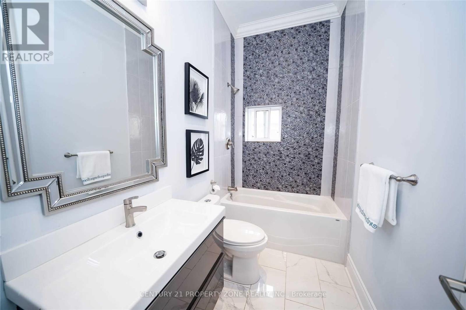 77 BOWSHELM COURT - 32