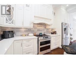 77 Bowshelm Court, Mississauga, ON L5N1K2 Photo 18