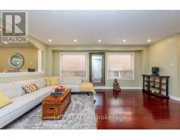 16 Oak Gardens Court, Brampton, ON L6R2Y6 Photo 10