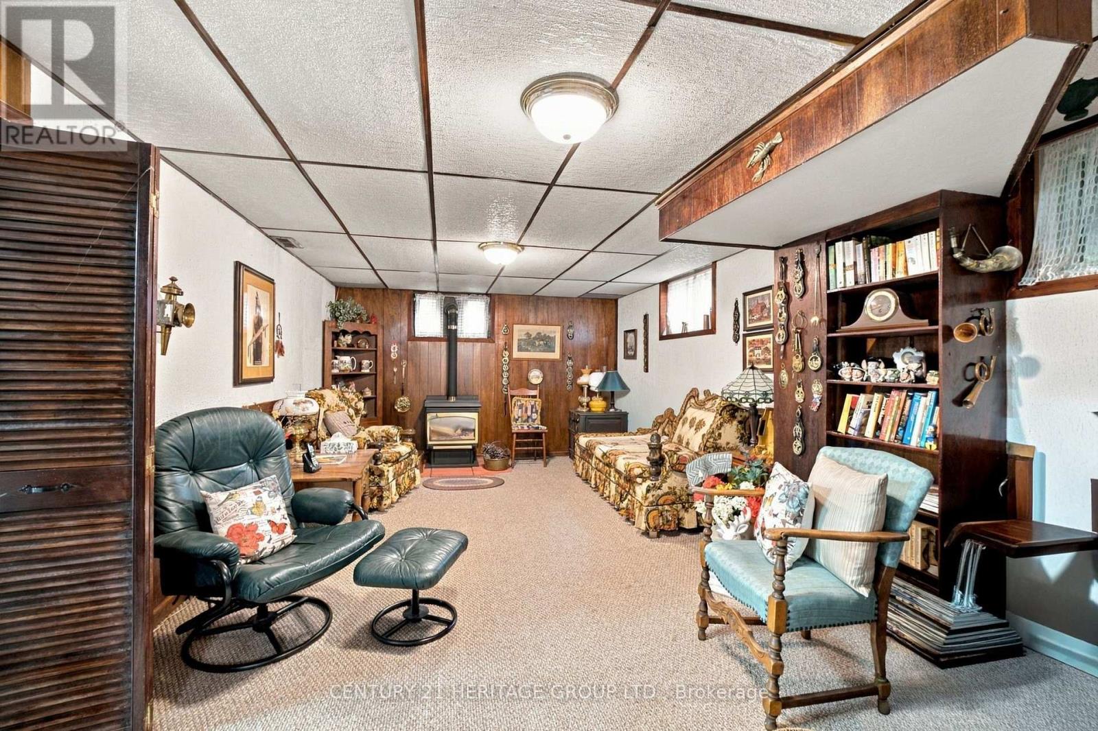 509 WALNUT CRESCENT - Image 33