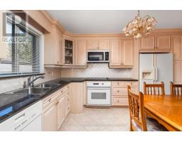 40 Datchet Road, Toronto, ON M3M1X6 Photo 13