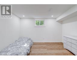 8 Crown Court, Toronto, ON M8Z4V4 Photo 22