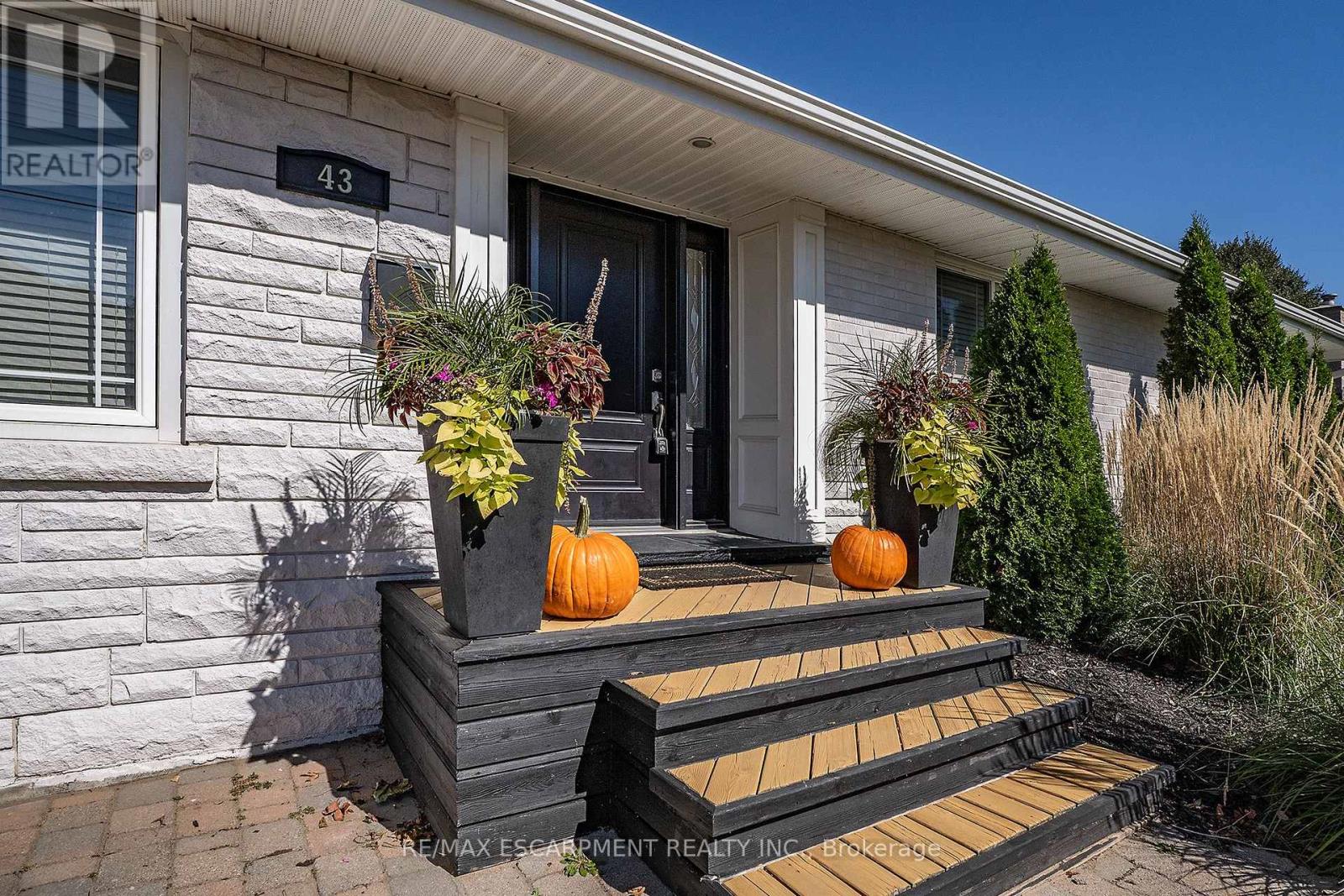 43 MILLER DRIVE - 3