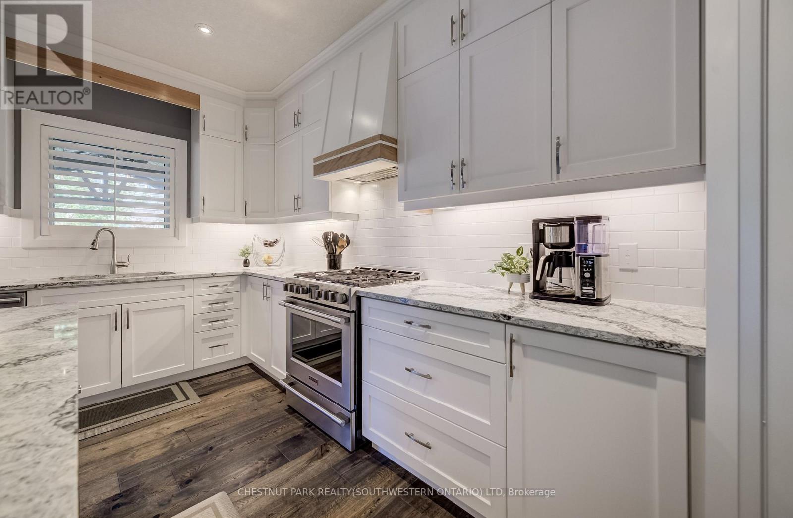 35 GREYHAWK STREET - 14