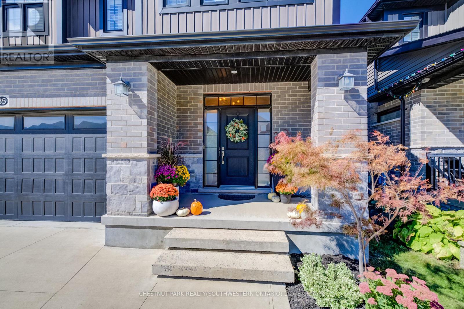 35 GREYHAWK STREET, Kitchener — photo 4