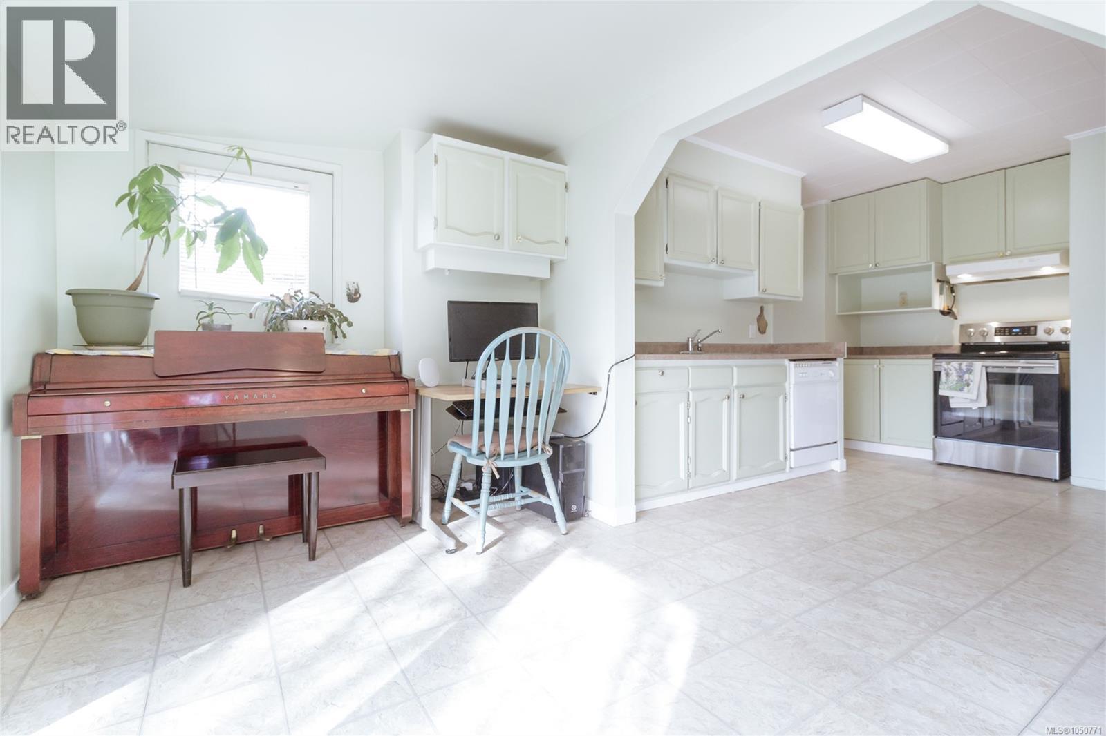  1747 Newton Street, Victoria