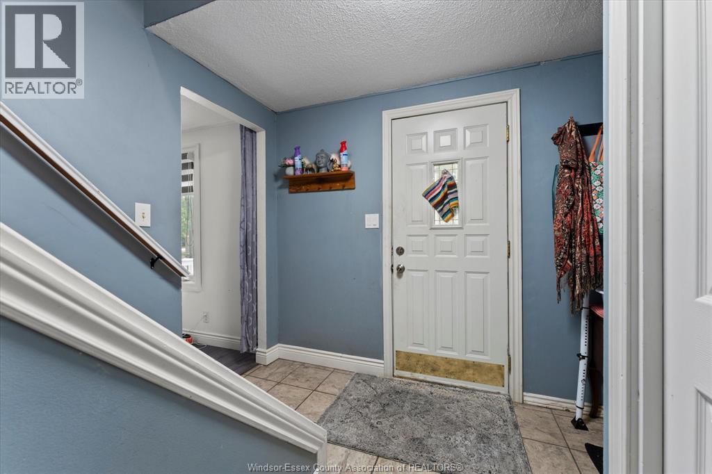 10358 SHENANDOAH, Windsor — photo 3