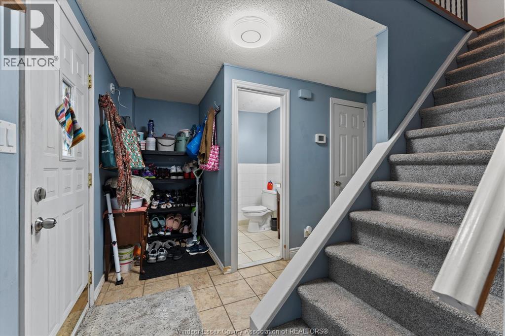 10358 SHENANDOAH, Windsor — photo 4