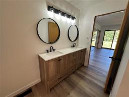 42061 Dawson Road, Richer, MB R0E1S0 Photo 21