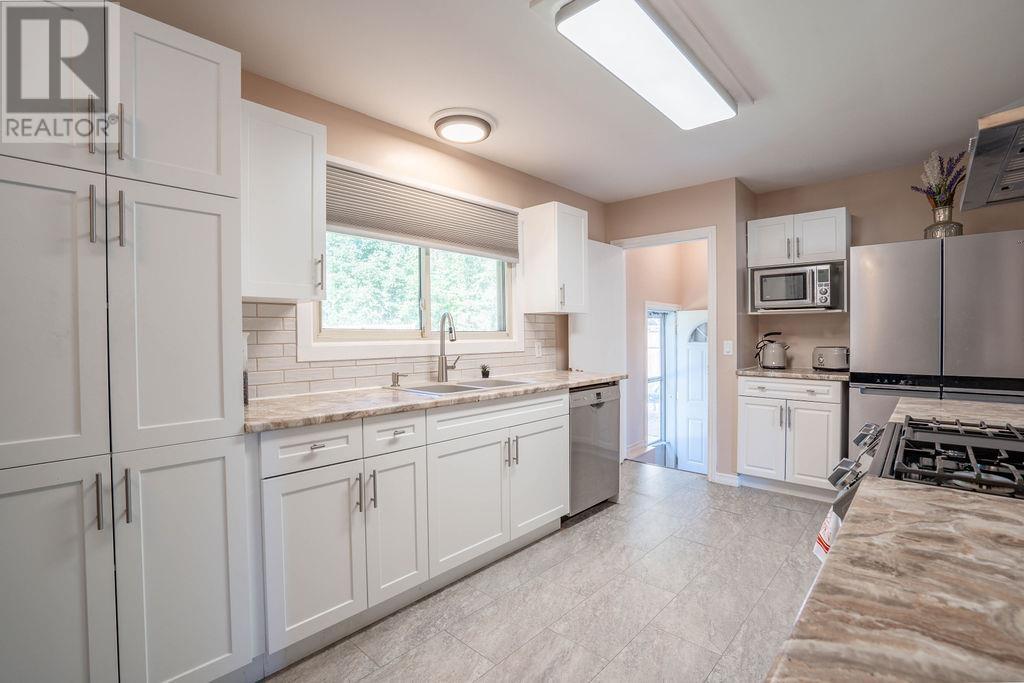 100 Parkdale DR - 15