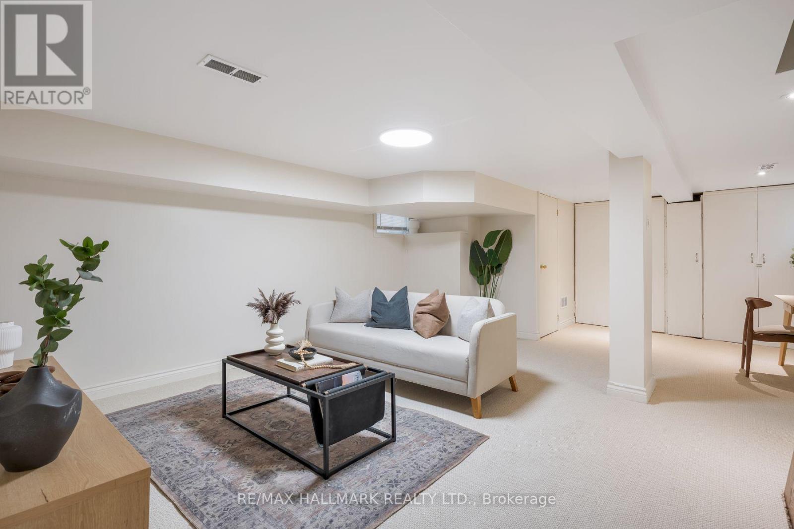 31 CASSELS AVENUE - Image 36
