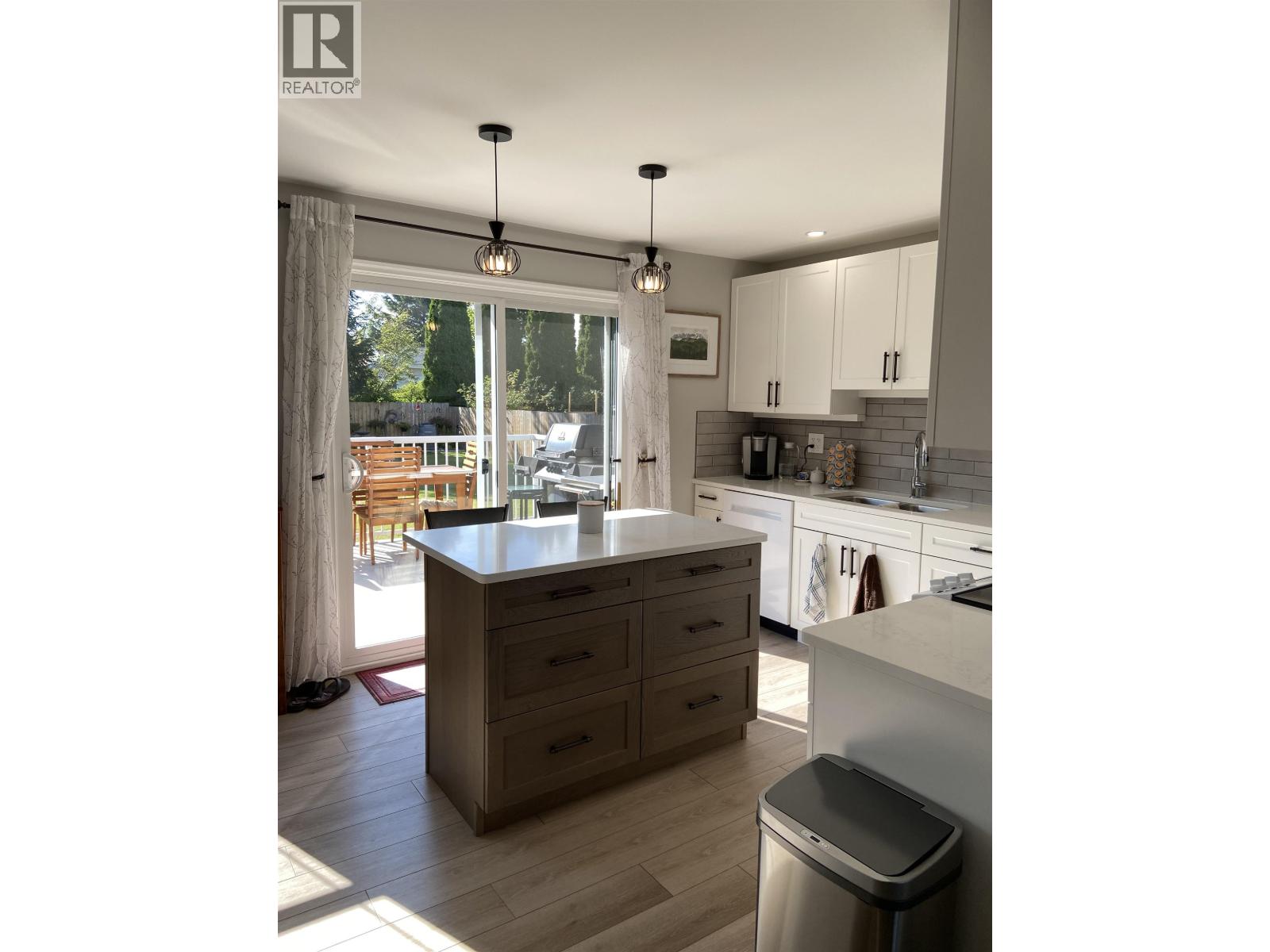 4719 OLSON Avenue, Terrace, British Columbia, V8G2A4, Terrace, British Columbia — photo 3 of 5
