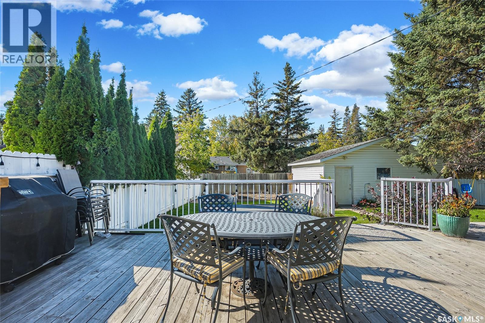 2518 Ewart AVENUE - Image 38