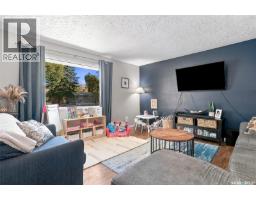 Bedroom - 2518 Ewart Avenue, Saskatoon, SK S7J1Y8 Photo 6