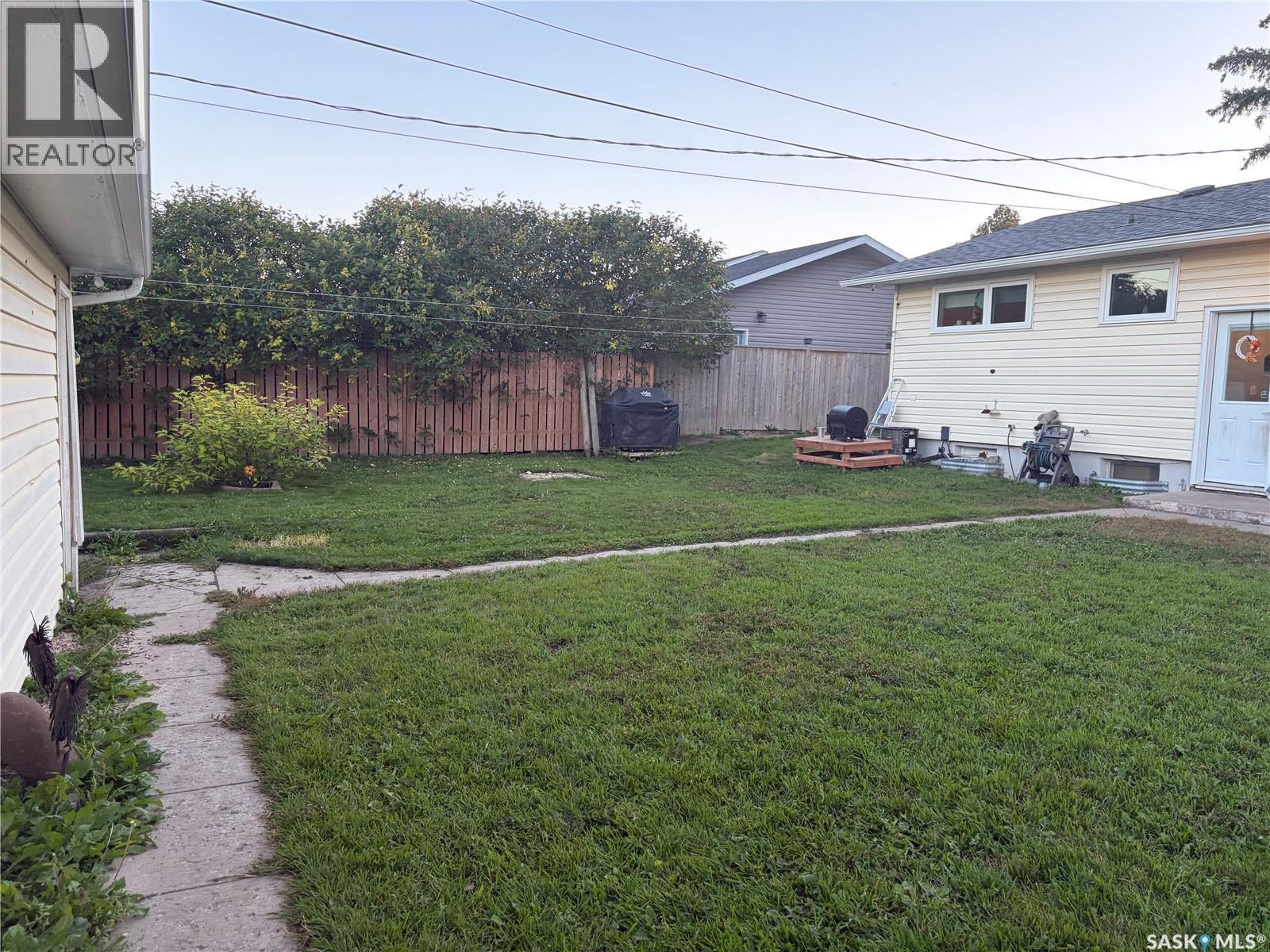 502 6th STREET E, Wynyard — photo 30