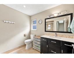 13902 80 Avenue, Surrey, BC V3W8G2 Photo 16