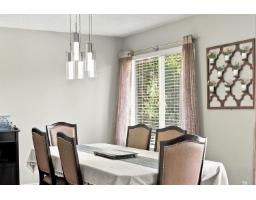 13902 80 Avenue, Surrey, BC V3W8G2 Photo 9