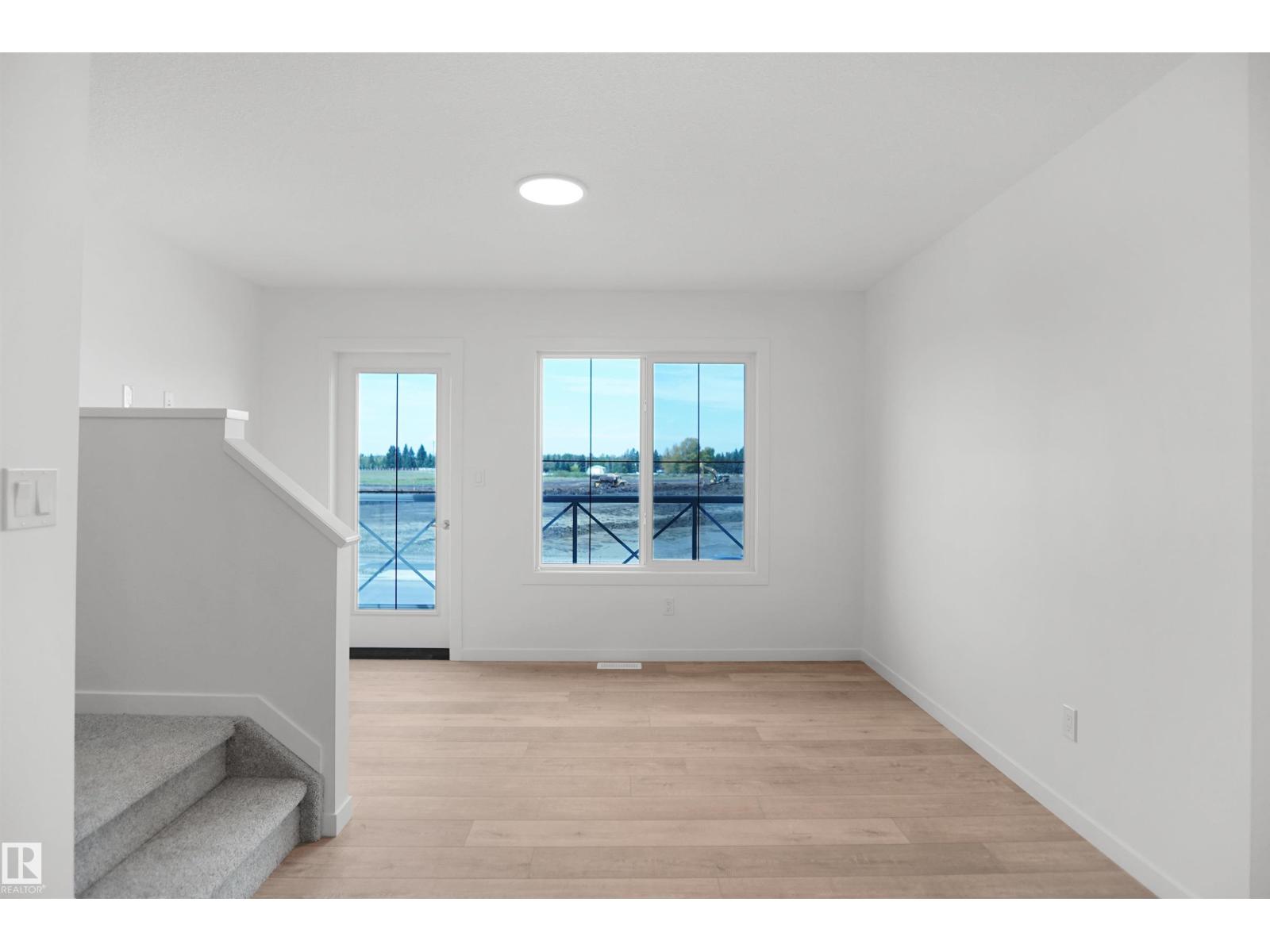 534 Uplands DR NW - 7
