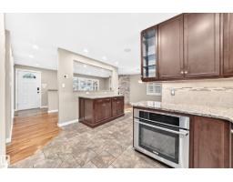 6307 92a Av Nw, Edmonton, AB T6B0T5 Photo 9