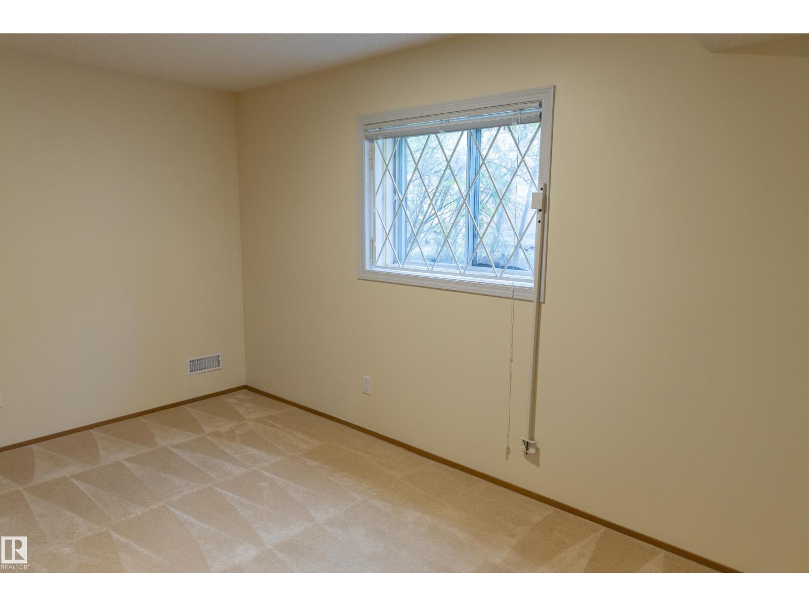 1016 48 ST NW - 32
