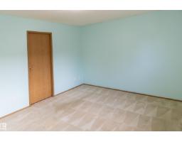 1016 48 St Nw, Edmonton, AB T6L4C4 Photo 22
