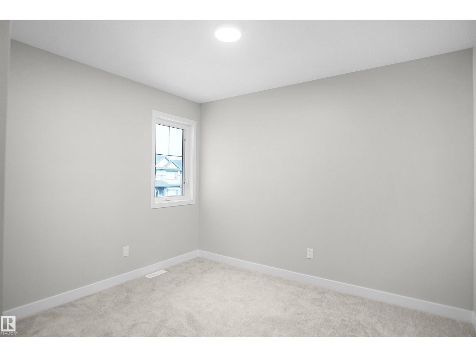 6331 175 AV NW - 30