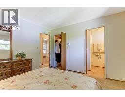 2434 Rhondda Crescent, Kelowna, BC V1Y8A3 Photo 15