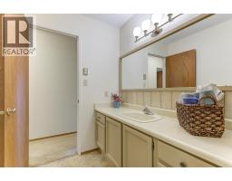 2434 Rhondda Crescent, Kelowna, BC V1Y8A3 Photo 22