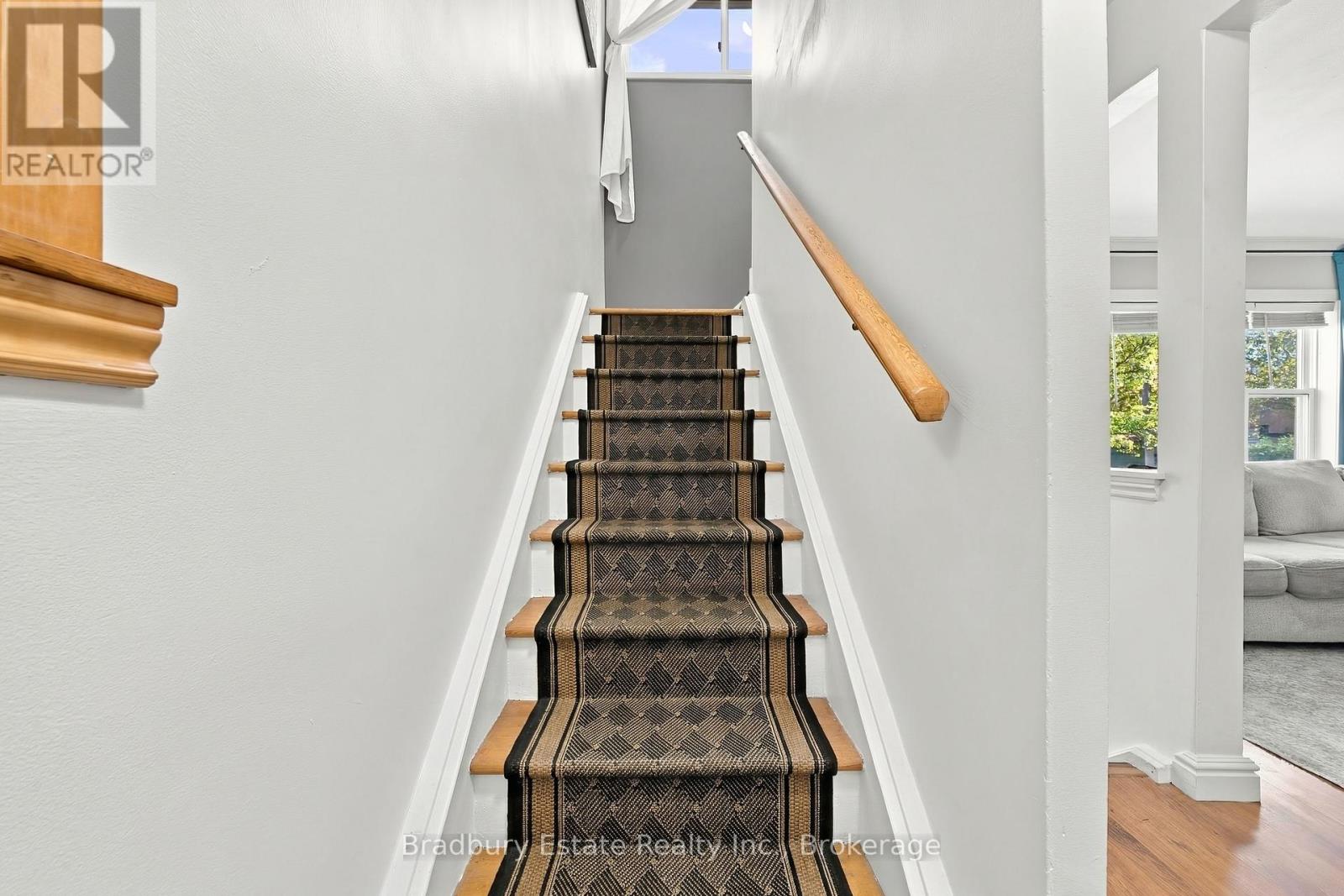 2301 BARCLAY ROAD - 16