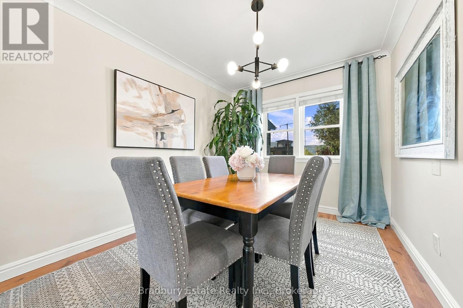 2301 BARCLAY ROAD - 8
