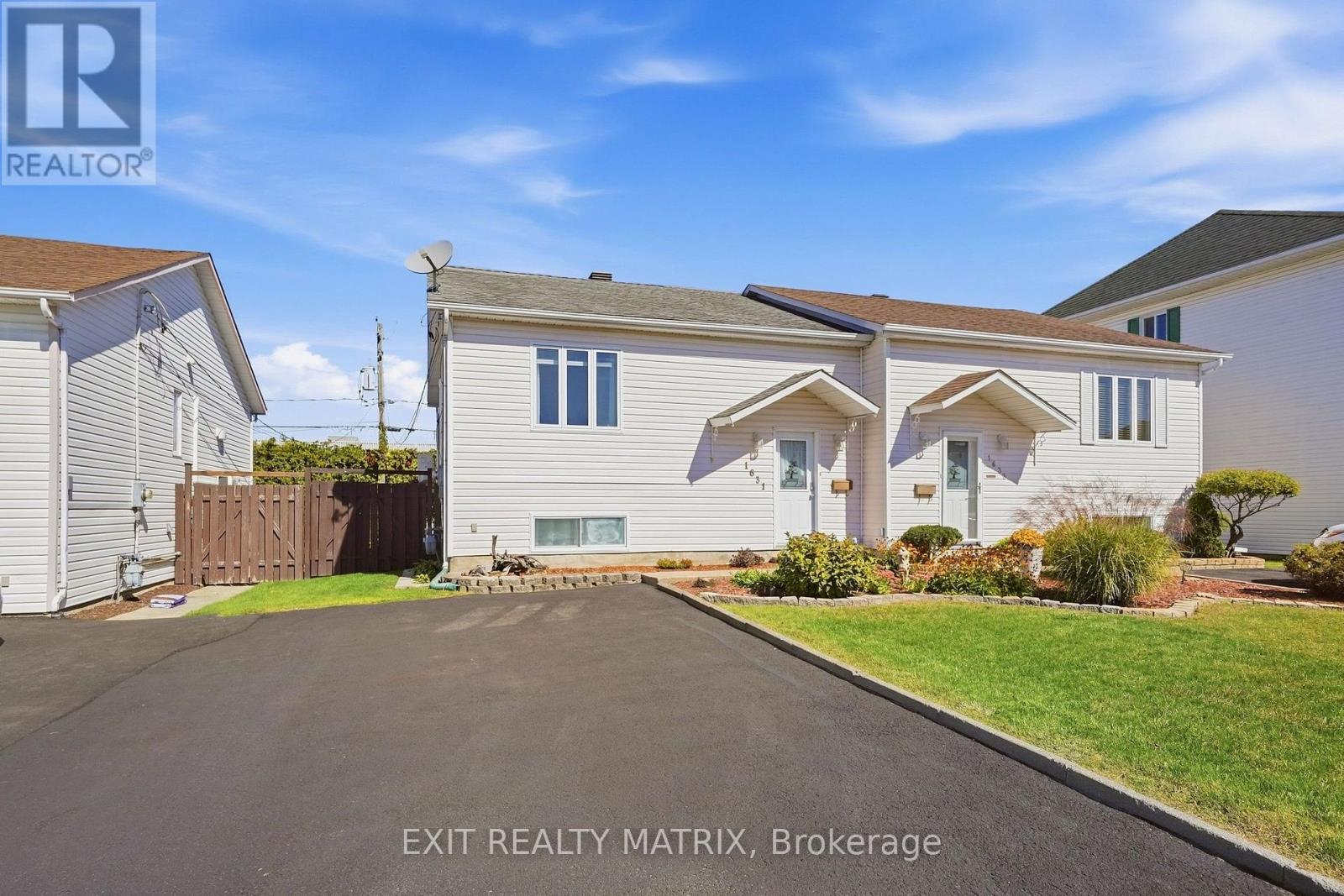 1631 LANSDOWNE STREET - 2