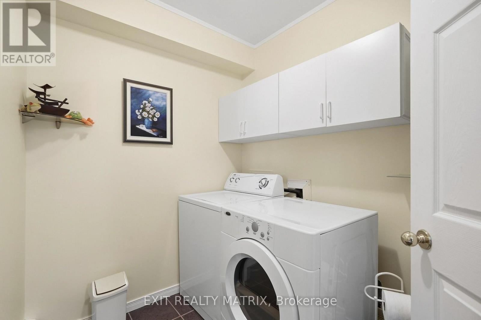 1631 LANSDOWNE STREET - 24