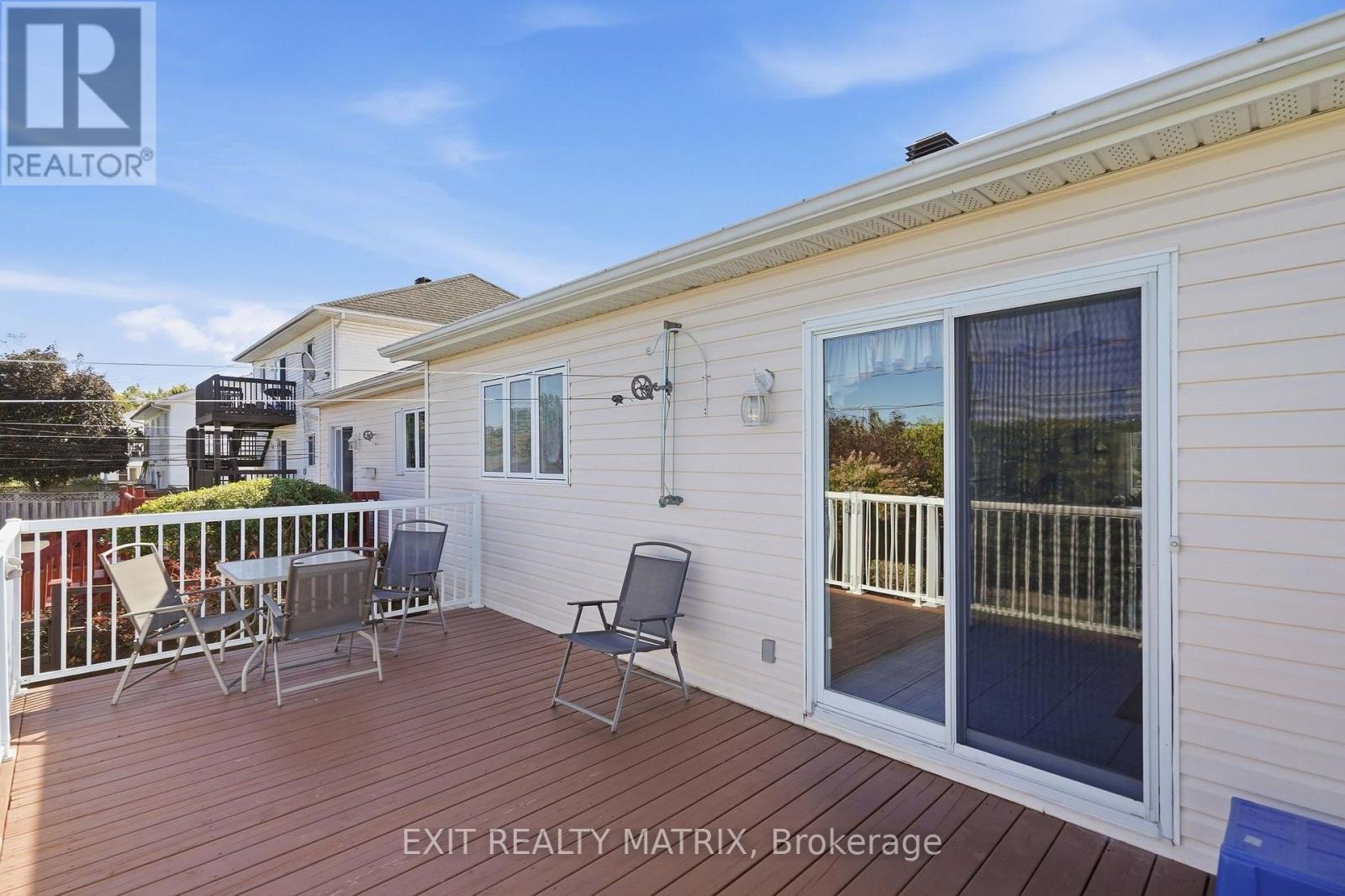 1631 LANSDOWNE STREET - 28