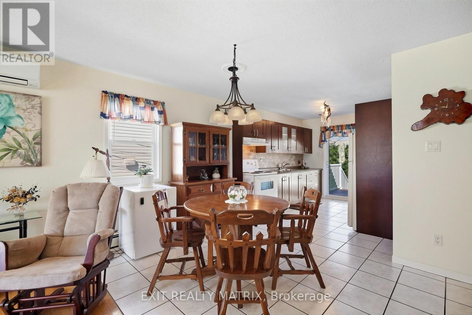 1631 LANSDOWNE STREET - 9