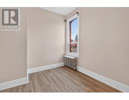 3 - 90 Main Street, Penetanguishene, ON L9M1T4 Photo 18